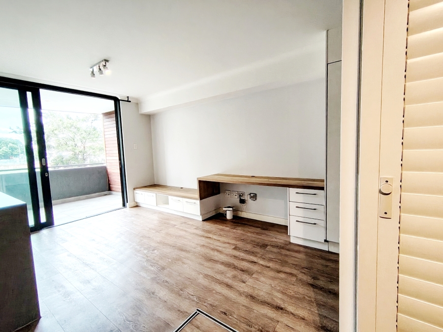 To Let 1 Bedroom Property for Rent in Observatory Western Cape